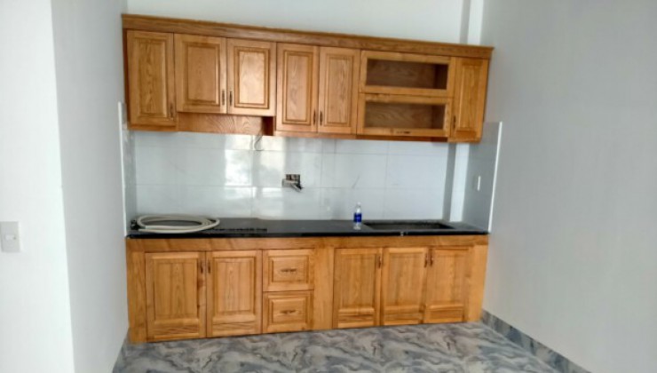 Bán nhà hẻm ô tô đường Cô Giang DT 56m2 giá chỉ 4,5 tỷ