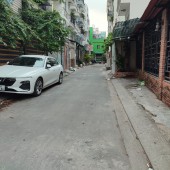 Bán nhà 3 tầng ngang 7 m, ô tô đỗ cửa, Nguyễn Du p7 GV 41m
