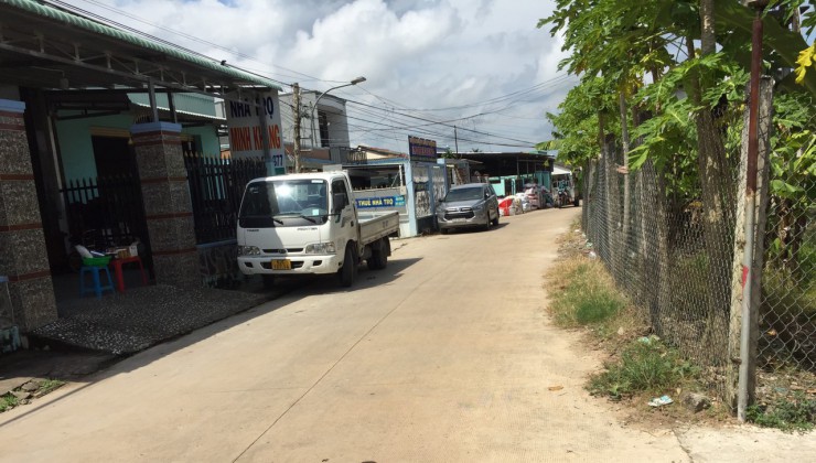 Cần bán 150m2 mặt tiền đường Nguyễn Thị Bài, đường xe tải, khu dân cư hiện hữu, buôn bán tấp nập