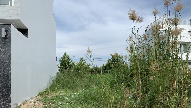 Bán nền Sài Gòn Village, Long Hậu, đã có sổ hồng riêng