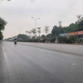 Mặt phố Nguyễn Văn Linh, DT28m, 4T, MT 3,5m Giá: 3,55 tỷ.