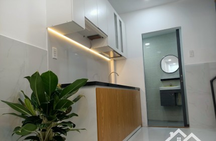 Bán nhà đẹp, sân rộng hẻm 528 Hưng Phú F9 Q8