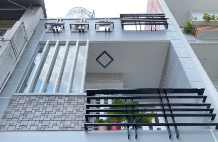 Bán nhà hẻm 3m Trần Hữu Trang, Phường 10, Phú Nhuận, 30m2, 2 tầng, 4.89 tỷ