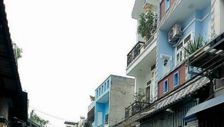 Nhà cực hiếm đường Quang Trung , F11 Quận Gò Vấp ,hẻm ô tô vào tận nhà , giá yêu thương 4,2 tỷ