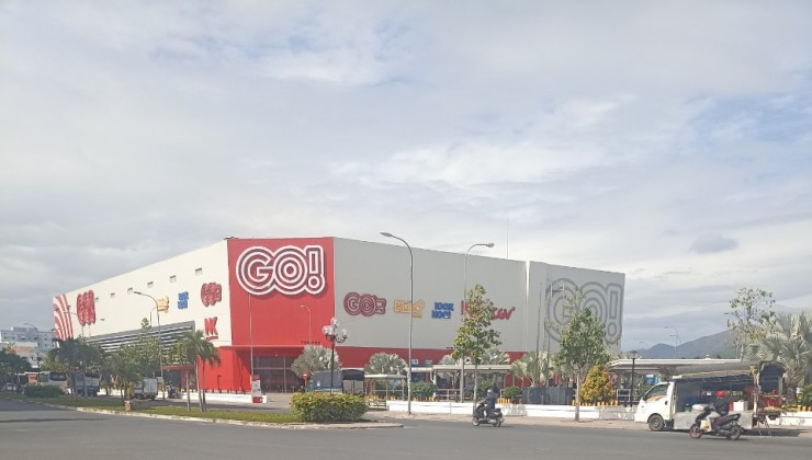 Bán nhà đường B1 KĐT Vĩnh Điềm Trung đối diện siêu thị Go