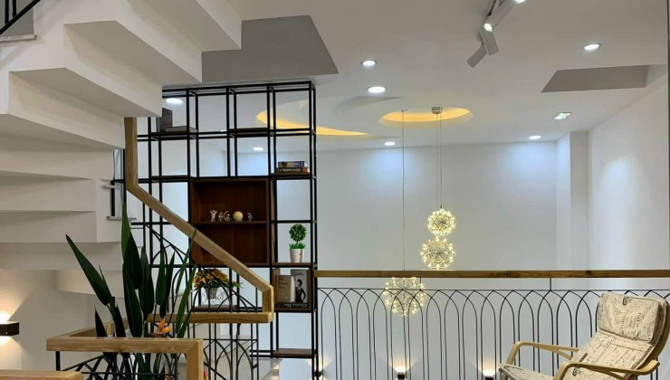 QUANG TRUNG HXH 3 TẦNG NGANG 5M DT 60M2 SÁT VINCOM NHÀ MỚI ĐẸP GIÁ CHỈ 3X TỶ!