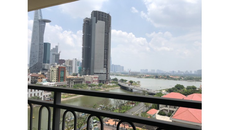 Cho thuê căn hộ Sài Gòn Royal 80m2 giá tốt chỉ 19tr/tháng Quận 4.LH Trân 0909.802.822
