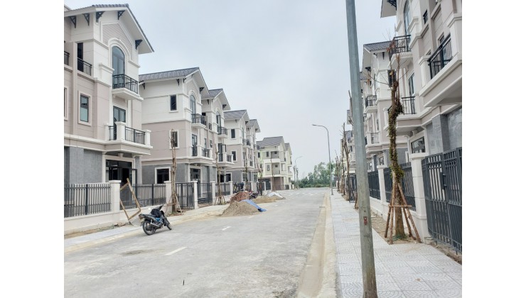 Bán biệt thự song lập xây 3 tầng, giá chỉ hơn 7 tỷ, Vsip,Từ Sơn,Bắc Ninh