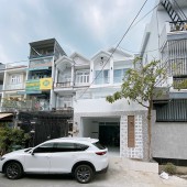 Bán nhà riêng mặt tiền hẻm xe hơi gần ngay UBND xã Phước Kiển