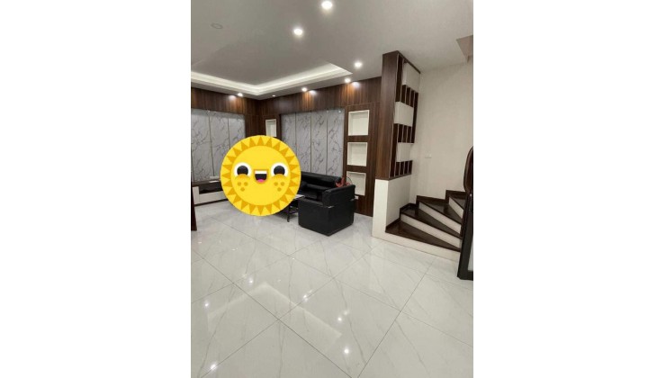 Cầu Giấy, 56m2, Nhà đẹp, Ngõ thông, Kinh doanh, Giá nhỉnh 5 Tỷ. Lh 0987183159