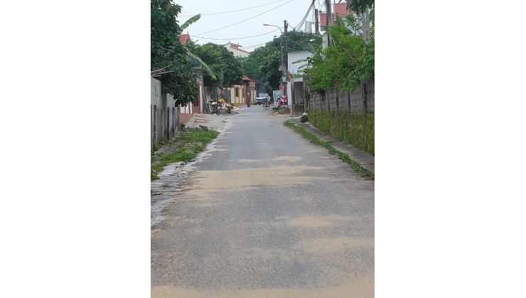 Cần bán lô đất mặt tiền đường nhựa Lê Chân - lộc Ninh - Đồng Hới