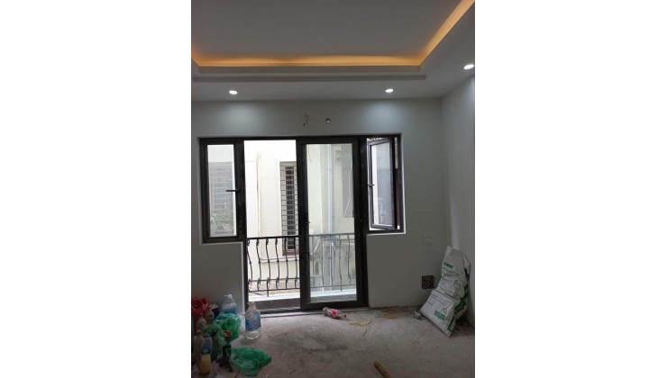 Bán nhà 3 thoáng, ô tô tránh phố Vân Đồn, Hai Bà Trưng 40m2, 5T, giá 5.5 tỷ