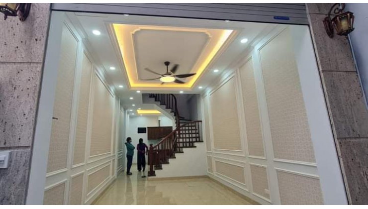 Nhỉnh 6 tỷ 46m2 nhà Phố Vọng kinh doanh chỉ 10m ra phố vip Hai Bà Trưng