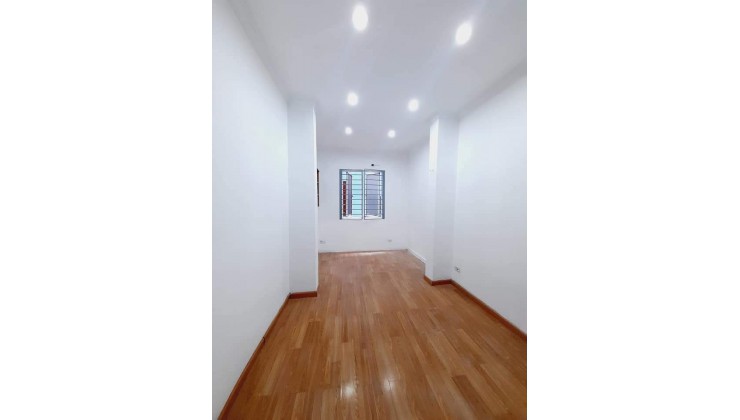 Bán nhà 40m2 3tầng 3.7tỷ ngõ ôtô 97 phố Văn Cao Ba Đình(2)