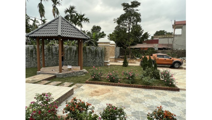 Cần chuyển nhượng lại biệt thự nhà vườn tại tiểu khu 14 trung tâm thị trấn Lương Sơn, huyện Lương Sơn