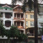 Cần bán gấp căn nhà mặt phố Nguyễn Khuyến Văn Quán Hà Đông, kinh doanh vô đối.