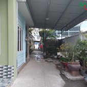 Bán nhà đẹp căn góc 2 mặt tiền hẻm Tân Vạn, gần UBND Tân Vạn, đường ô tô