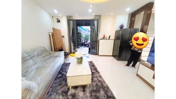 Nhà mới xây nở hậu 3m, nội thất cao cấp HXH Nguyễn Du, Gò Vấp 6.5 tỉ