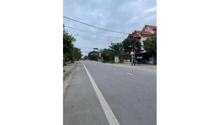 Bán đất đường Trần Phú Hoàn Lão, trục 22m trung tâm thị trấn nhất nhì thị trấn, an cư hay đầu tư kinh doanh đều rất tốt