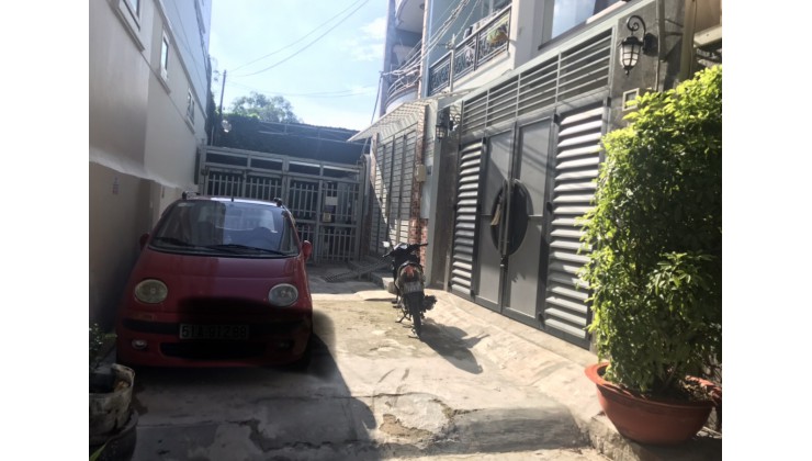 Khách thân kẹt tiền hạ giá bán căn nhà hẻm 300 (HXH), Nguyễn Văn Linh, Bình Thuận, Quận 7