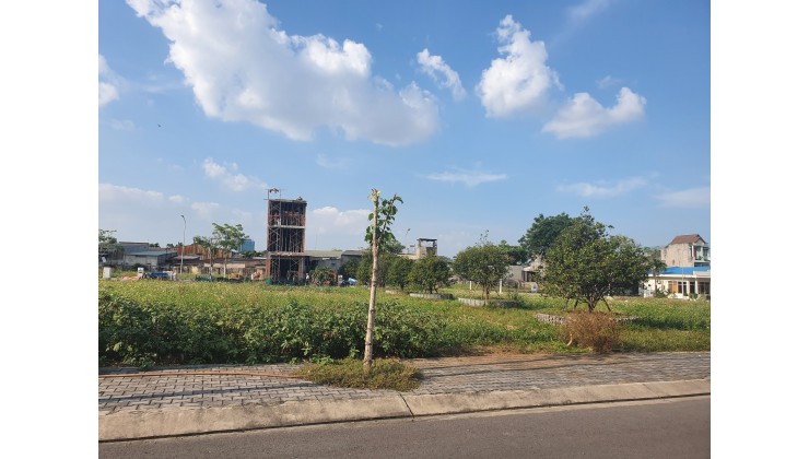 Ra lô đất trung tâm Biên Hoà sổ hồng riêng full thổ cư 90m2