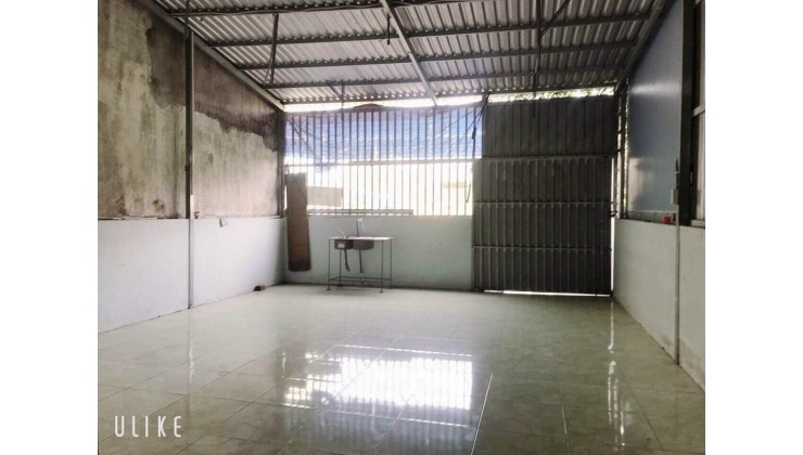 Nhà MTKD Lê Văn Lương 180m2, giá 10 tỷ 5