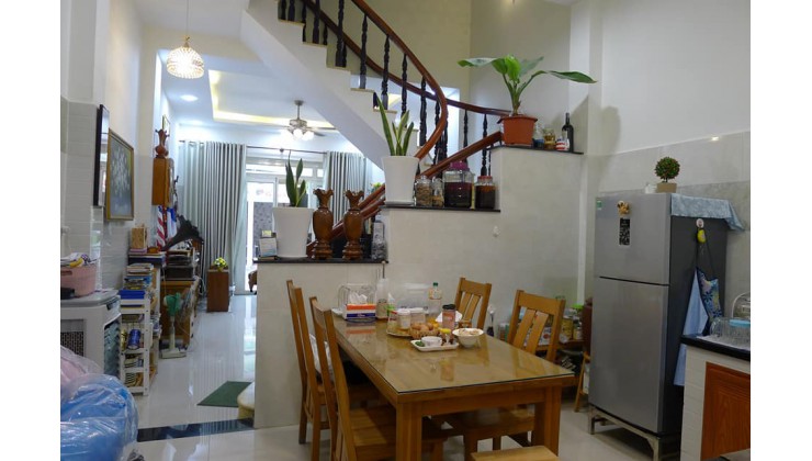 Bán Nhà Đẹp Hẻm 130 Tô Hiệu, Tân Phú, 56m2, 7tỷ8.