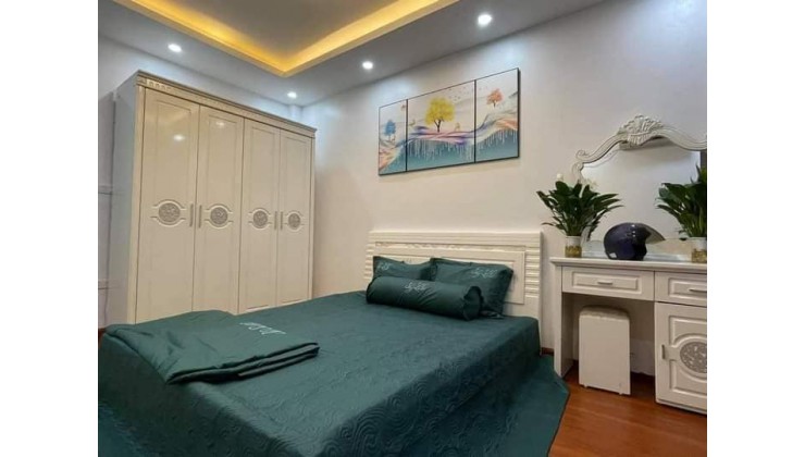 Bán nhà đẹp Phan Văn Trường50m2, 5 tầng, mt 5, chỉ 10.8 tỷ