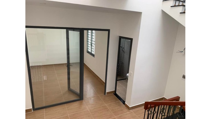 Hẻm 5M, Tân Phú gần DHCN Thực Phẩm, 80m2, 3 Tầng nhỉnh 7 tỷ