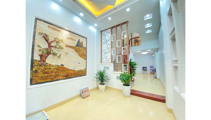 Bán nhà đẹp như khách sạn phố Định Công, Hoàng Mai 40m2x5T, nhỉnh 3 tỉ lh 0931133386