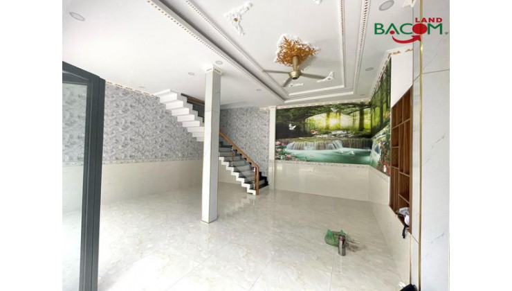 Bán nhà đẹp thiết kế hiện đại, 71m2, đường oto, P. Tân Hạnh, Biên Hòa, giá chỉ 2.8 tỷ