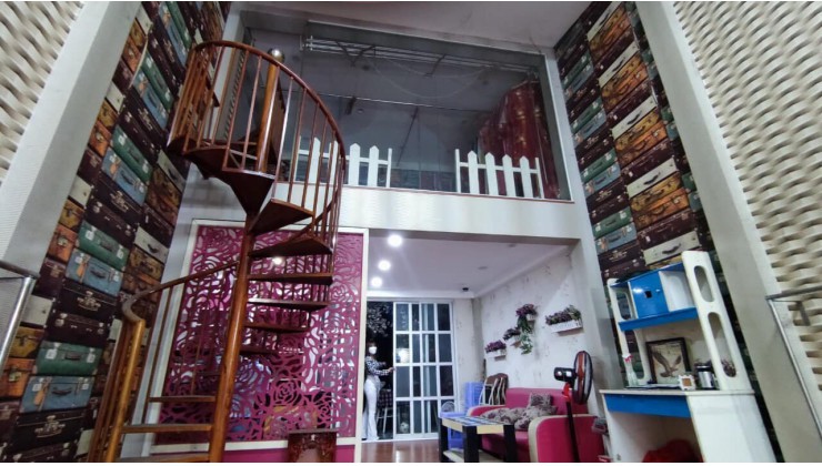 Nhà mặt tiền Nguyễn Ảnh Thủ, Quận 12, 95 m2, giá nhỉnh 9 tỷ.