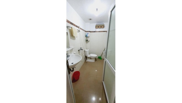 Bán nhà Lũy Bán Bích, Tân Phú, HXH, 60m2, 2 lầu giá 4tỷ4.