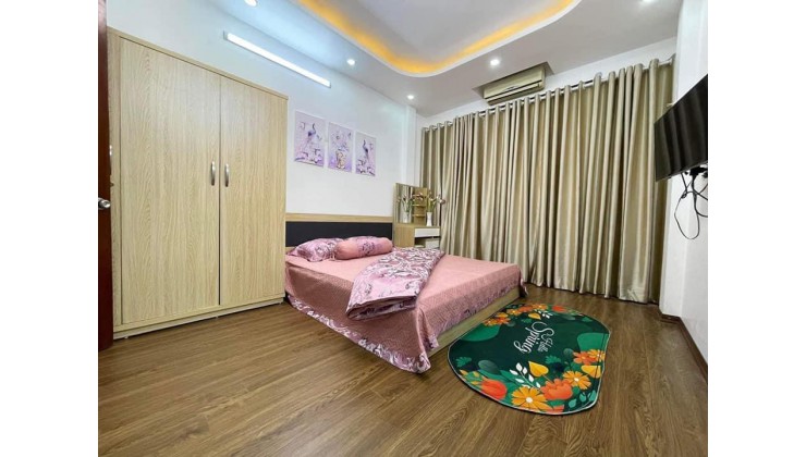 Gia đình cần bán gấp nhà Thạch Lam, Tân Phú, 2 lầu, 118m2 giá chỉ 8tỷ5.