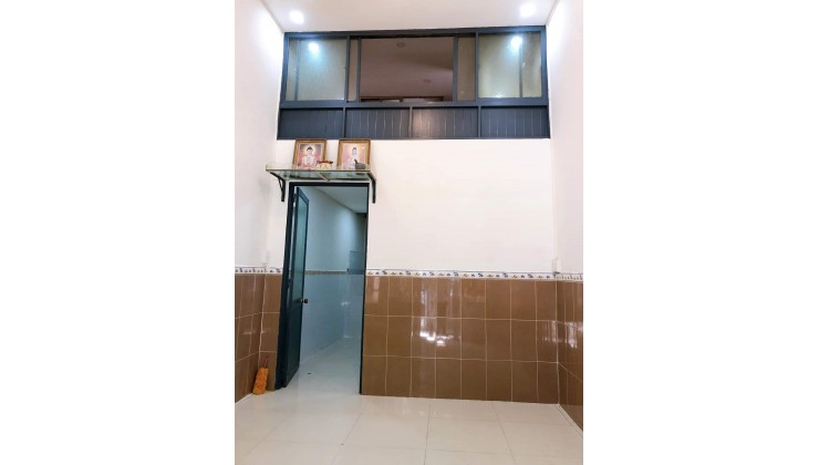 Bán nhà Khánh hội quận 4, 38 m2 chỉ 3 tỷ 65