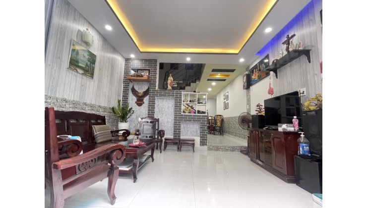 MT nguyễn Đình Chiểu , Q3 – 52m2 – ngang gần 5m – lô góc – chỉ hơn 8 tỷ