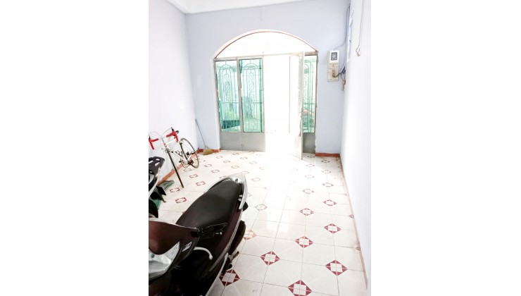 Bán nhà Trường Chinh, Tân Bình, 40m2, 2 tầng, hẻm 4m, chỉ 3 tỷ