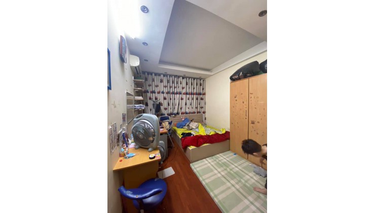 Bán nhà Xuân Thủy- Cầu Giấy-42m-5 tầng- nhỉnh 3ty -Lh:0974656748