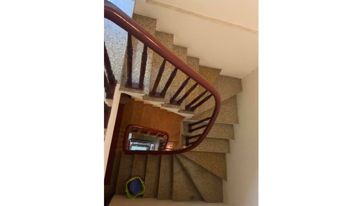 Bán nhà Xuân Thủy- Cầu Giấy-42m-5 tầng- nhỉnh 3ty -Lh:0974656748