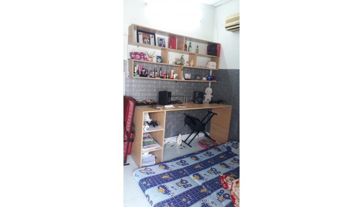 BÁN NHÀ 4 LẦU Ở NGAY KHU VỰC VIP PHƯỜNG 4 TÂN BÌNH ĐẦY ĐỦ CÔNG NĂNG NHỈNH 3 TỶ SÁT MẶT TIỀN CMT8