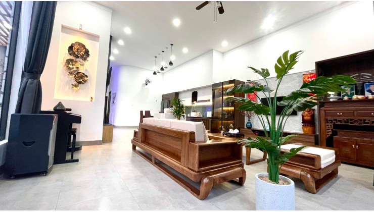 Biệt Thự Xuân Phương, Nam Từ Liêm, Lô Góc, Oto, Vỉa Hè, DT 110m2, Giá chỉ 12 tỷ. 0979400492