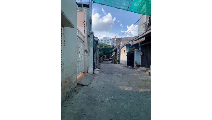HXH SÁT MT HÀ THỊ ĐÁT, GẦN TÂN KỲ TÂN QUÝ, NGANG 4.5M, 2 TẦNG, CHỈ 5 TỶ.