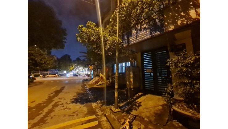 BÁN ĐẤT TẶNG VĂN PHÒNG PHỐ HOÀNG CẦU ĐỐNG ĐA 90M, MT 5M, KINH DOANH ĐỈNH, 18 TỶ