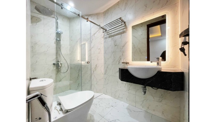 BÁN NHÀ NGUYỄN VĂN CỪ 45M 5T NGÕ Ô TÔ 7 CHỖ TẶNG NỘI THẤT ĐẸP