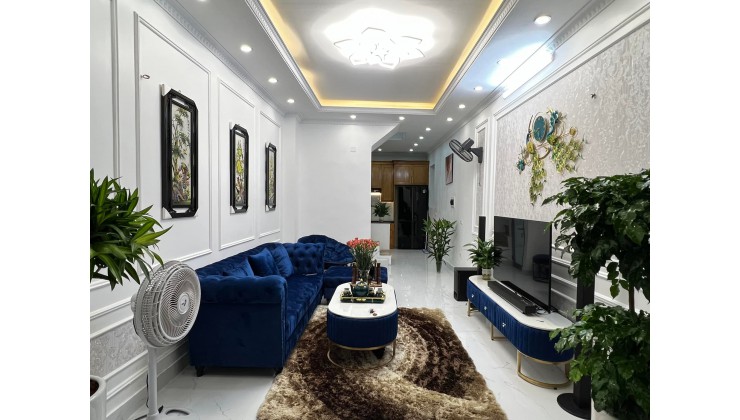 BÁN NHÀ ĐƯỜNG LÁNG LÔ GÓC 2 MẶT THOÁNG 40M X 4 TẦNG, GIÁ BÁN 4, 4  TỶ