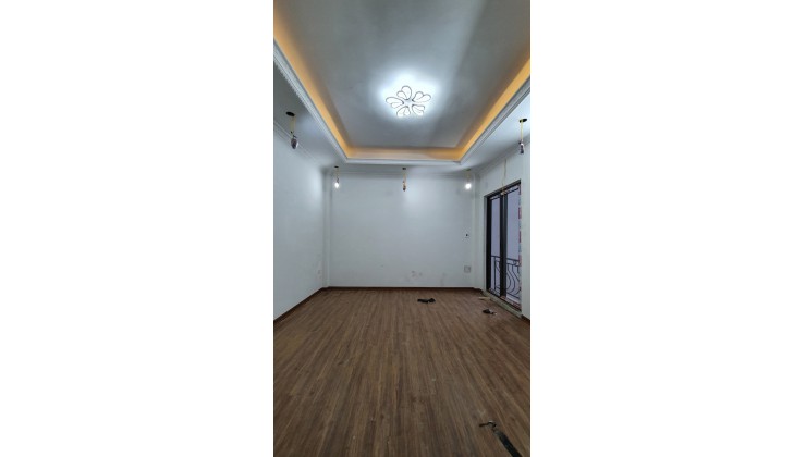 TRUNG TÂM CHỢ XA LA, LÔ DV, DT 50m2, MT4,2m. GIÁ 9 TỶ. MẶT CHỢ – VỈA HÈ Ô TÔ – KD SẦM UẤT.