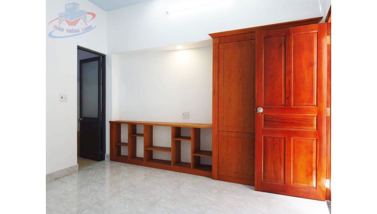 Q12.069. NHÀ SÁT MT NGUYỄN ẢNH THỦ Q12, GẦN NGÃ 4 ĐÔNG QUANG, DTS.158M2, 4 PN NHỈNH 4.9 TỶ.