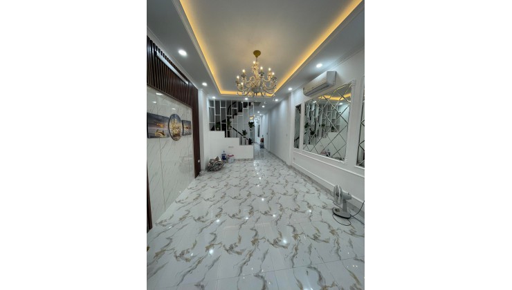 Bán nhà phố Láng Hạ-Đống Đa view hồ, DTXD68m2, 5 tầng, 20 tỷ. 0338080356