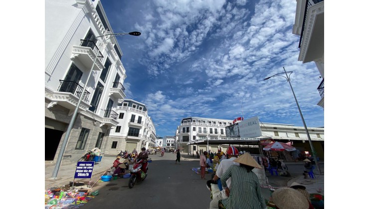 BÁN NHÀ MẶT TIỀN CHỢ  THỚI LAI - NHÀ PHỐ THỚI LAI CẦN THƠ - 4 KHU CHỢ ĐANG HOẠT ĐỘNG