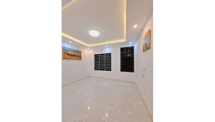 Bán nhà 40m2 5tầng MT 5m nhỉnh 4ỷ gần ôtô, phố Cầu Giấy(2)